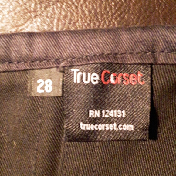 Size 28 under bust black corset - Picture 5 of 6